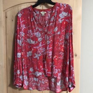 Red floral top